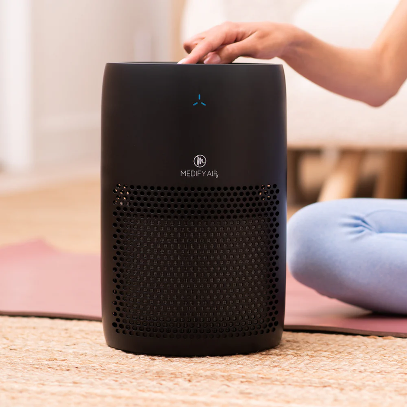 Medify Air - On-The-Go Use Air Purifier (MA-22 BLK)
