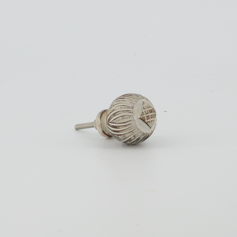 Wooden Round Curved Knob (4156-AM8134-00)